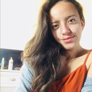 Meet your Posher, Lesli